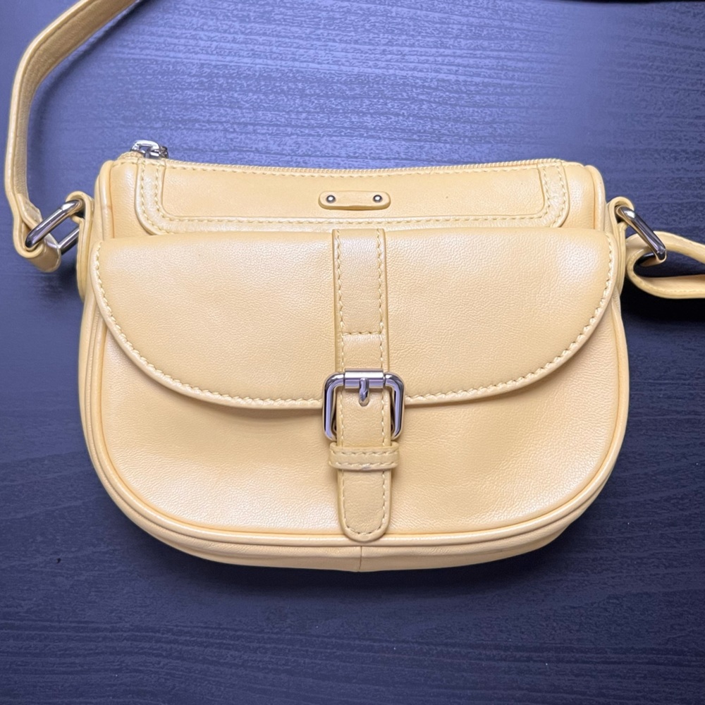 Danier Genuine Leather Vintage Y2K Bag